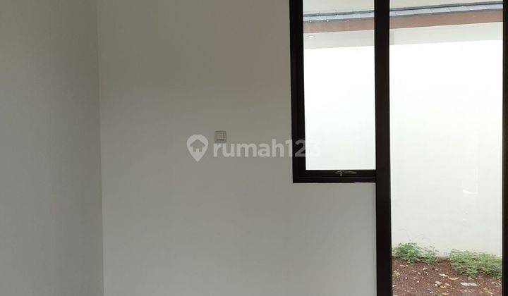 Rumah Cantik Area Jalan Raya Bogor Nempel Jakarta Timur 6