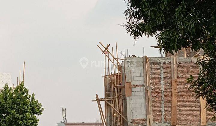 Rumah Bagus Nyaman Pinggir Jalan Utama Dekat Lrt Cibubur Ciracas  2