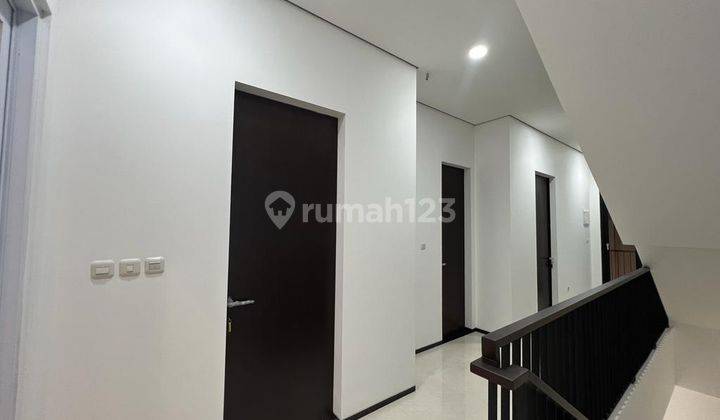 Rumah Pluit Baru Jalan 3 Mobil Bebas Banjir  2