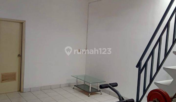 Dijual Rumah Taman Semanan Luas 97, Butuh Renovasi 2