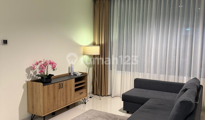 Disewakan Apartemen Regatta Tower London 2 Bedroom Semi Furnished 2