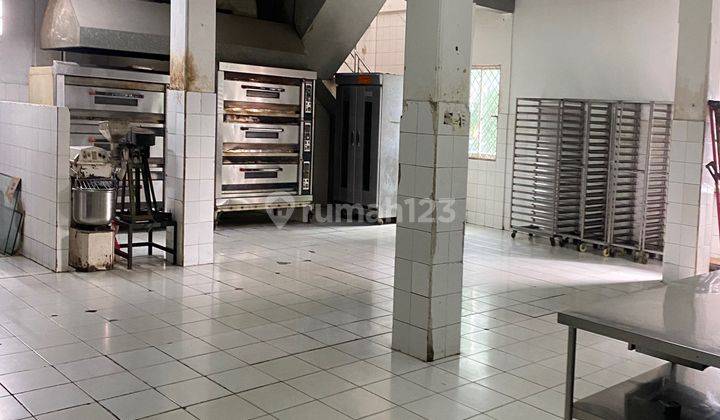 Ruko 4 Lantai Pondok Bambu 300 M2 Jual Cepat Lokasi Premium 2