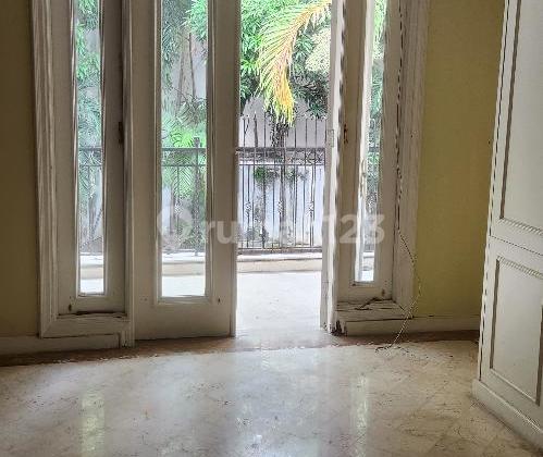 Rumah Menteng Jl. Lembang 2