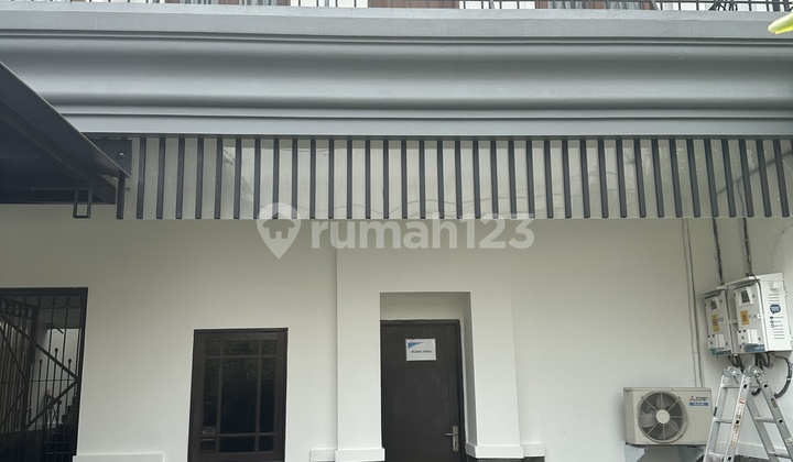 Rumah Jl Cirebon Disewa
