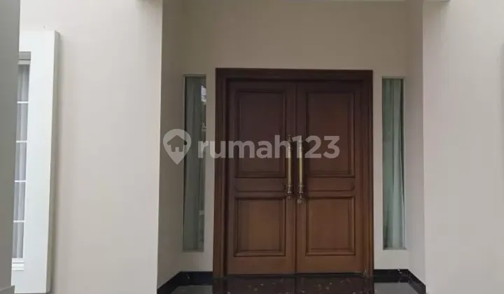 For Sale House on Jl. Purwakarta Menteng For Sale House on Jl. Purwakarta Menteng