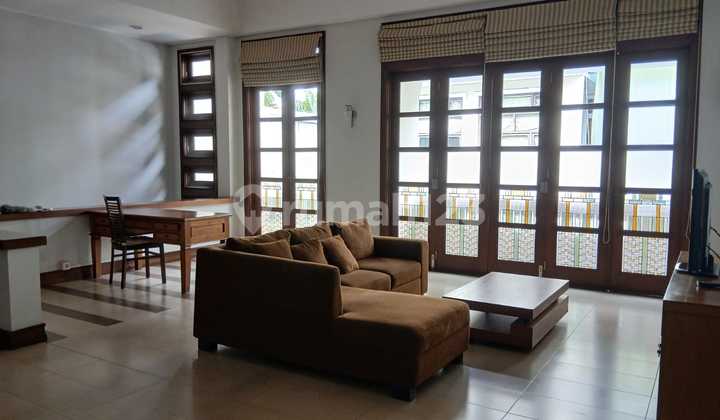 Rumah Kondominium Menteng 2
