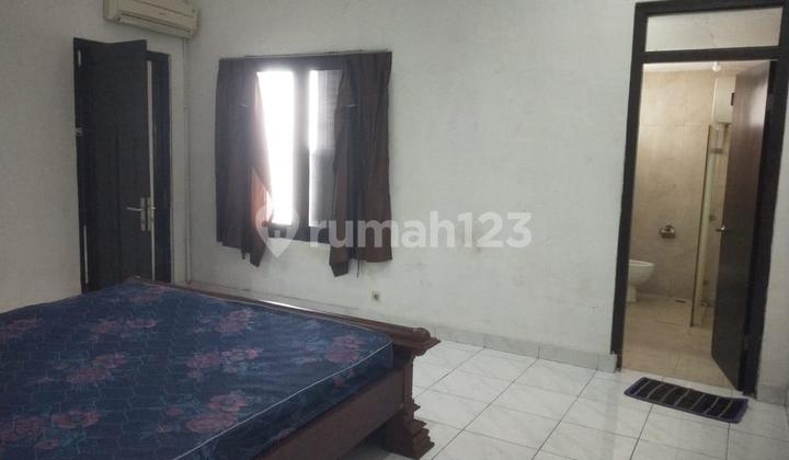 Disewakan Rumah di Jl Tanjung Menteng 2