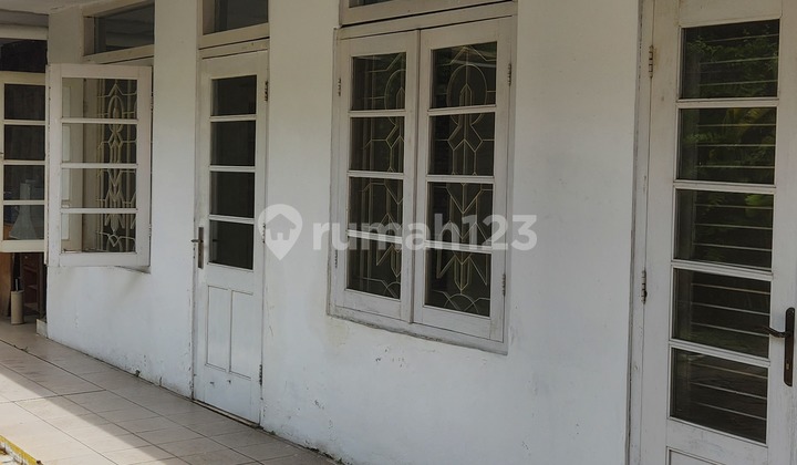 Dijual Rumah Gaya Kolonial