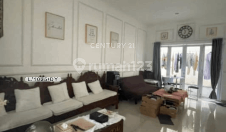 Rumah Mewah 2 Lantai Siap Huni di Sariwangi Regency Bandung