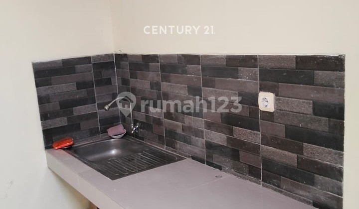 Ready-to-Occupy and Strategic House in De Sangkan Hurip, South Bandung 2