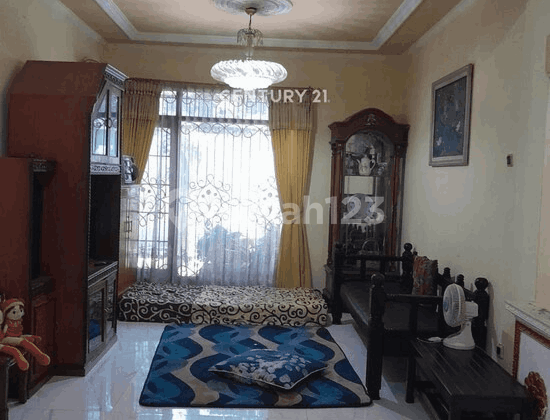 2-Storey Furnished House Ready to Occupied and Strategically Located in Regol Bandung 2