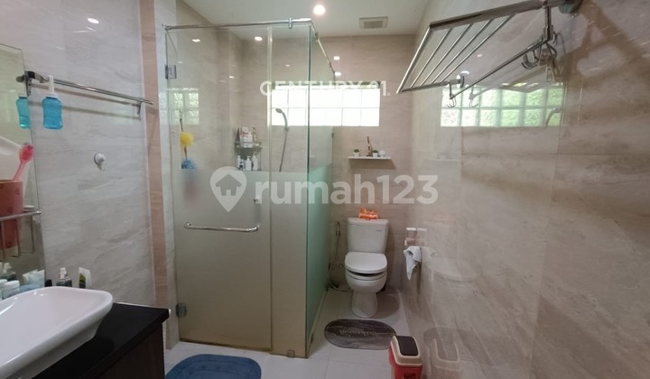 Rumah Lux Full Furnished SHM Siap Huni Di Lembang Bandung 2