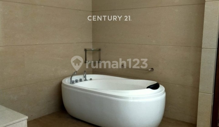 Rumah 2Lantai Semi Furnished Siap Huni Di Setramurni Kota Bandung 2