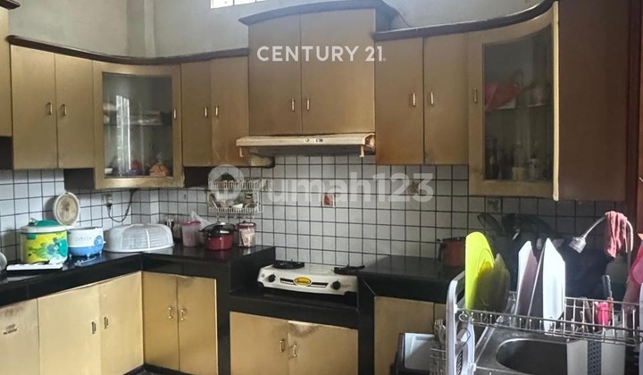 Rumah 2 Lantai Nyaman dan Siap Huni di Bojongloa Kidul Bandung 2