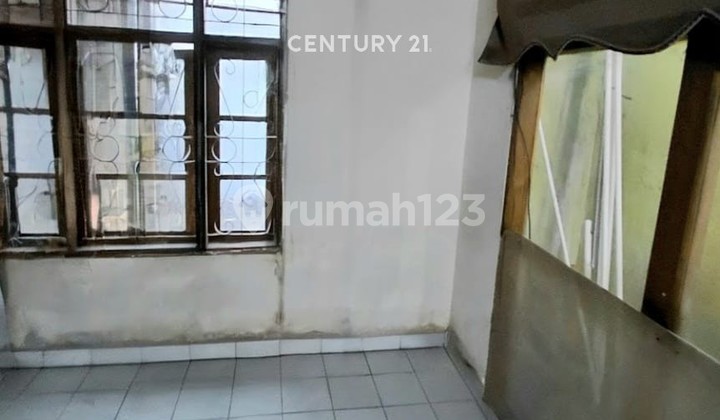Comfortable and Ready-to-Occupy 2-Story House in Margahayu Raya, Bandung 2
