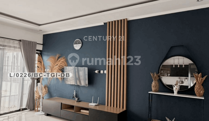 Ready-to-Occupy, Fully-Furnished Villa in a Scenic Environment in Lembang, Bandung