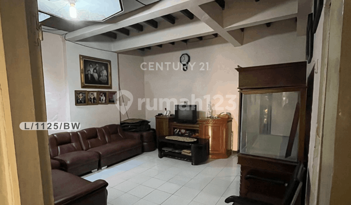 Rumah 2 Lantai Siap Huni dan Strategis di Sukajadi Bandung