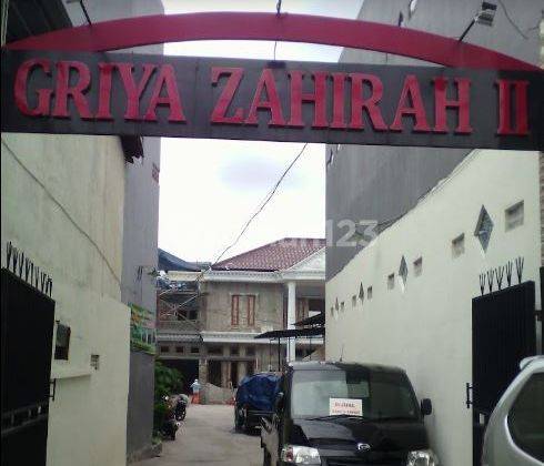 Rumah Bagus SHM di Griya Zahira 2 Cengkareng, Jakarta Barat 2