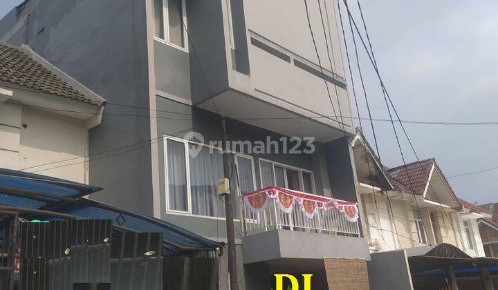 di Jual Rumah 4 Lantai Taman Palem Lestari Jakarta Barat 1