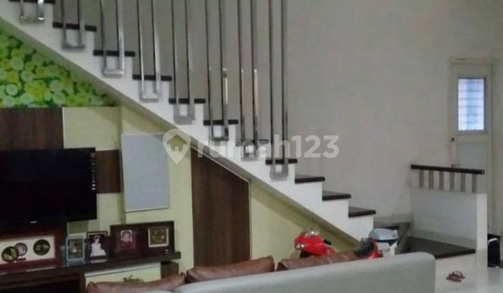 Dijual Rumah Taman Palem Lestari Lokasi Strategis Mewah Bagus Siap Huni