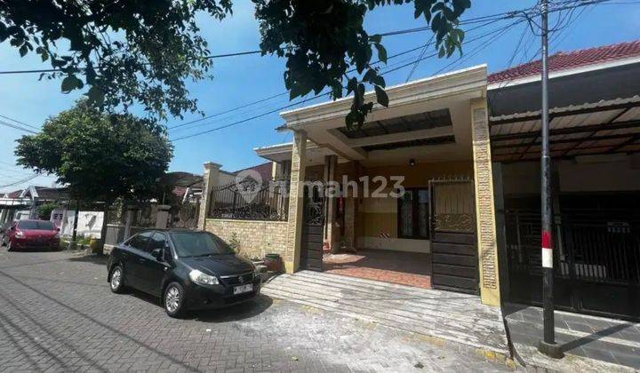 Rumah 2 Lantai Siap Huni Bagus Terawat Minimalis Modern 2