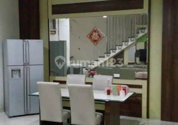 For Sale: Taman Palem Lestari House, Strategic Location, Luxurious, Good, Ready to Occupy 2