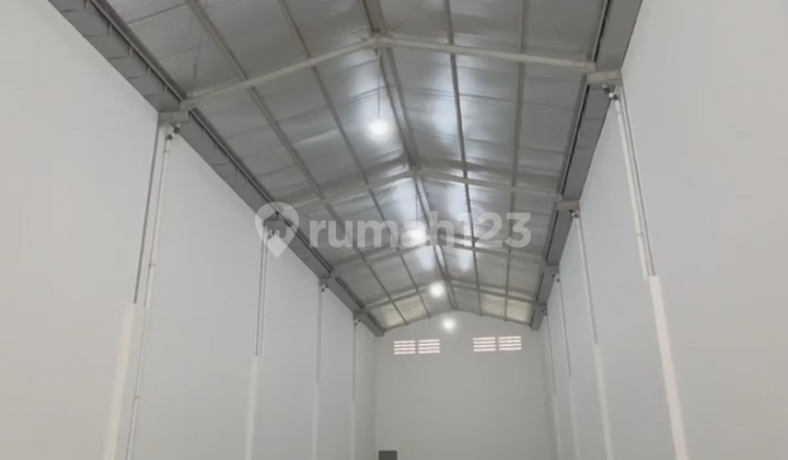 For Rent Brand New Warehouse Duta Indah Starhub 4 Adjacent Warehouses Ready to Occupy Good For Rent Brand New Warehouse Duta Indah Starhub 4 Adjacent Warehouses Ready to Occupy Good
