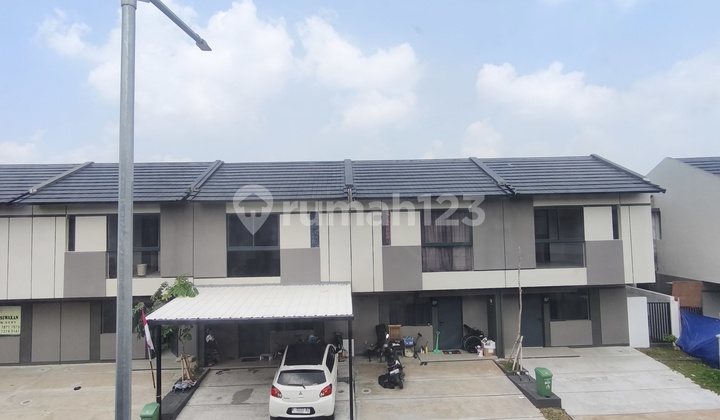 For Rent House Near Gading Serpong BSD Karawaci in Park Serpong Ready to Occupied Move In
