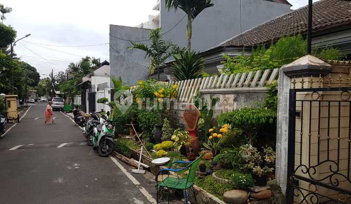 Dijual Rumah Cempaka Putih Siap Huni Bagus Lokasi Strategis Bebas Banjir 2