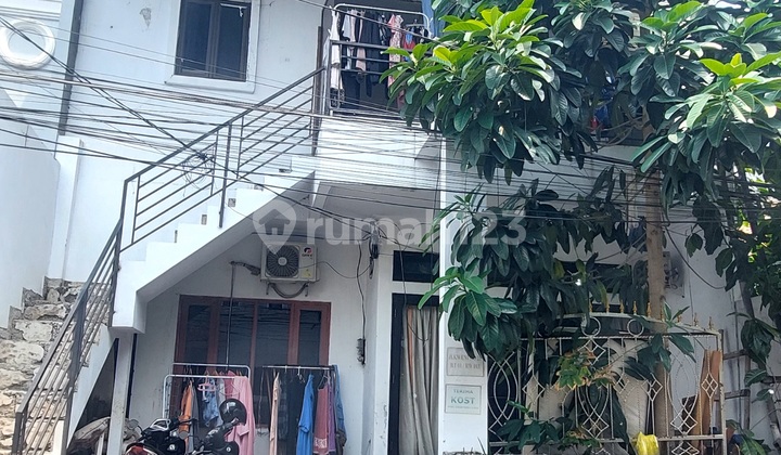 Rumah Murah 2 Lantai Di Jl Kweni, Gandaria Utara, Kebayoran Baru. Dkt Ke Jl Radio Dalam Rumah Murah 2 Lantai Di Jl Kweni, Gandaria Utara, Kebayoran Baru. Dkt Ke Jl Radio Dalam