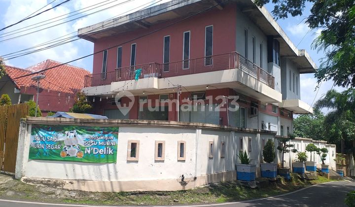 For Sale Cheap House & 2-Story Shop House on Jl Gelanggang Remaja, Makasar. Close to Halim Airport. For Sale Cheap House & 2-Story Shop House on Jl Gelanggang Remaja, Makasar. Close to Halim Airport.