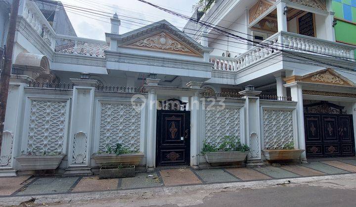 Rumah Mewah Di Jl H Taba, Duren Sawit. Dkt Ke Jl Raya Kalimalang 2