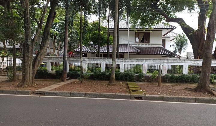 Rumah Asri di Jl Sriwijaya, Selong, Kebayoran Baru. Dkt ke SCBD 2