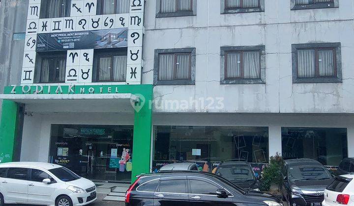 Hotel Murah 5 Lantai di Jl MT Haryono, Cawang, Jatinegara. Dkt ke Otista 2