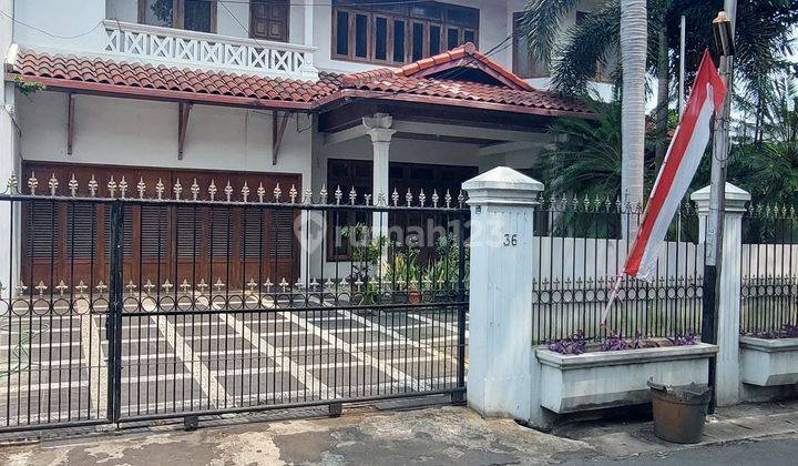 Rumah di Jl H Syahrin, Gandaria Utara, Kebayoran Baru. Dkt ke Fatmawati Raya 1