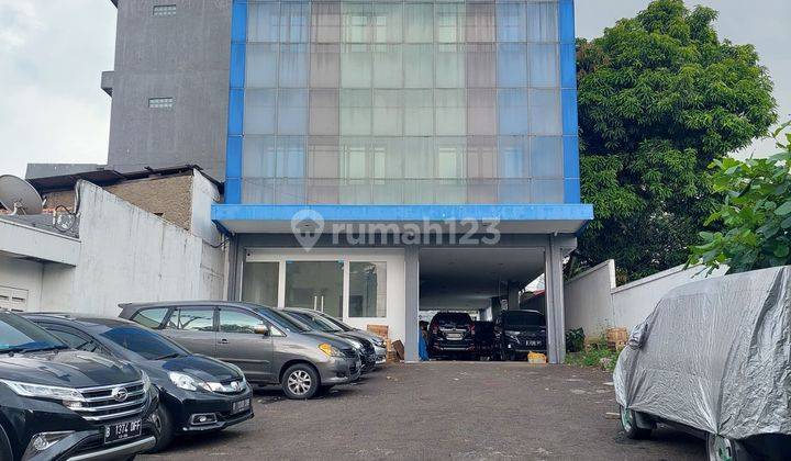 Gedung Murah 4 Lantai di Jl Ciputat Raya, Pondok Pinang, Kebayoran Lama. Dkt ke Pondok Indah 1