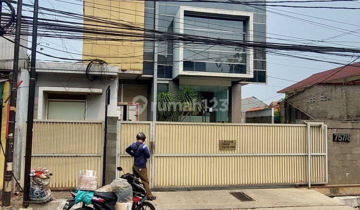 Gedung 4,5 Lantai Di Jl Raya Kebayoran Lama, Grogol Utara. Dkt Ke Jl Panjang Arteri Kelapa Dua 2