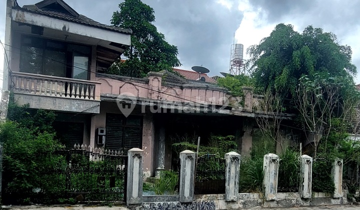 Affordable 1.5-Story House on East Tebet Inner Street. Close to Tebet Station & Mt Haryono Road. 2