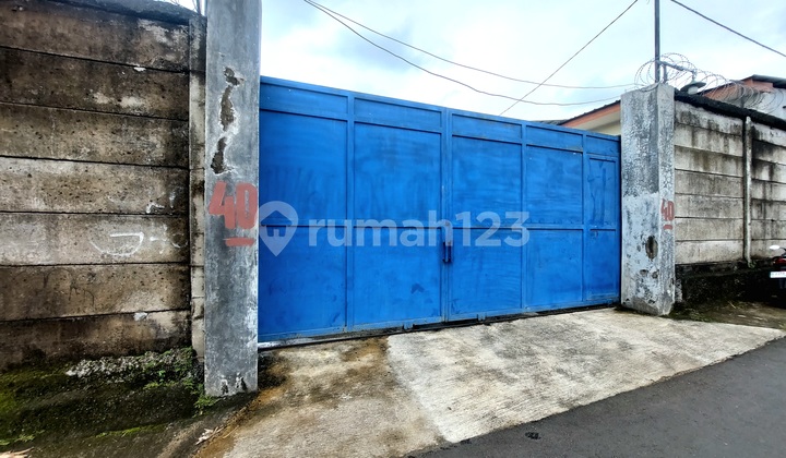 Affordable Warehouse on Jl Kemang, Sukmajaya, Depok. Close to Studio Alam TVRI.