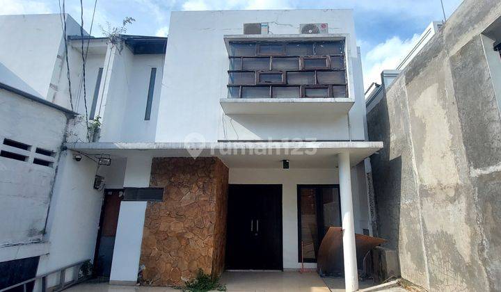 Rumah 2 Lantai Di Jl Pertanian, Lebak Bulus. Dkt Ke Jl Karang Tengah Raya 2