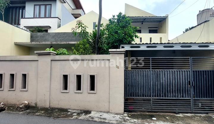 Rumah Murah 2 Lantai di Lebak Bulus, Cilandak Barat. Dkt ke Jl Tb Simatupang Rumah Murah 2 Lantai di Lebak Bulus, Cilandak Barat. Dkt ke Jl Tb Simatupang