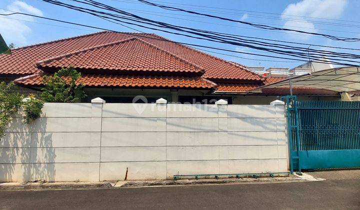 Rumah Lama Di Di Komplek Taman Gandaria Indah, Gandaria Selatan, Cilandak. Dkt Ke Jl Fatmawati Raya 2