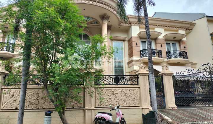 Rumah Mewah 2 Lantai di Komp Pantai Mutiara, Pluit, Penjaringan