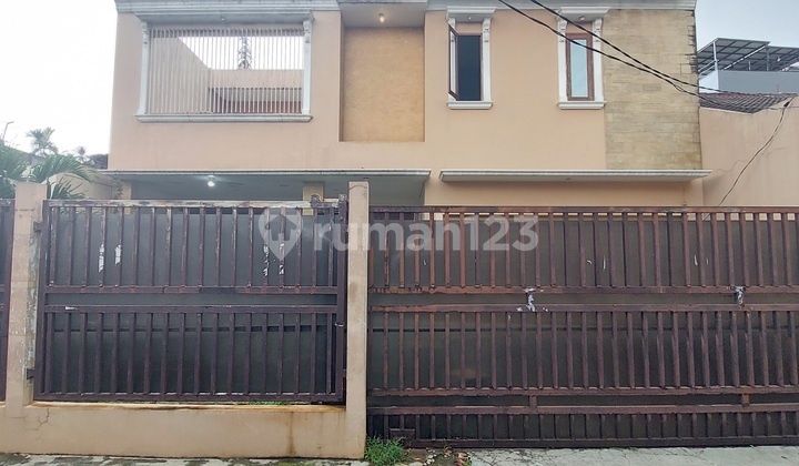 Rumah Apik 2 Lantai Di Jl Kemang Timur, Mampang Prapatan 2