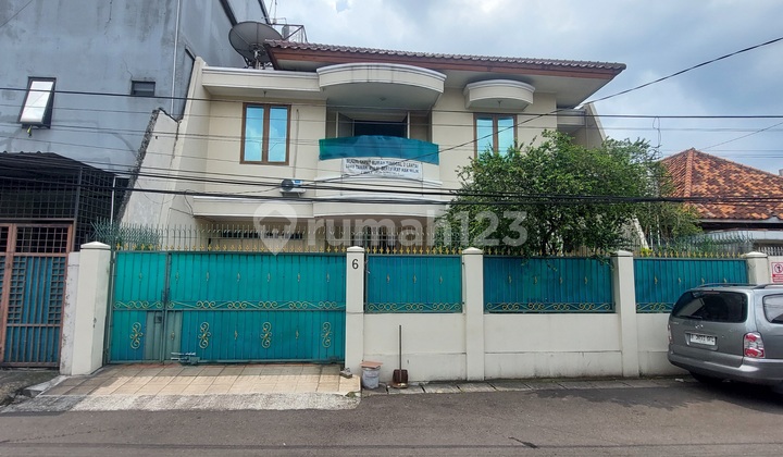 Rumah 2 Lantai di Otista, Balimester, Jatinegara. Dkt ke Kp Melayu & Jl Basuki Rahmat