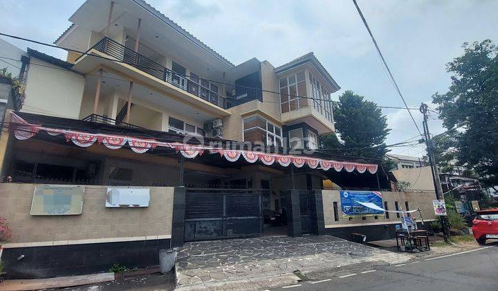 Rumah Murah 3 Lantai Di Jl Percetakan Negara, Cempaka Putih. Dkt Ke Jl Raya Pramuka 1