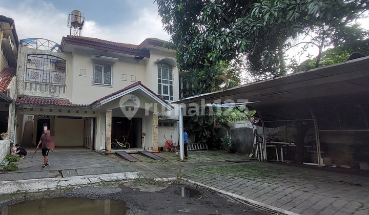 Old 2-Story House in Panorama Town House, Lebak Bulus, Cilandak