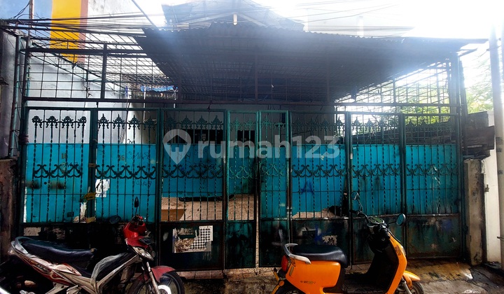 Cheapest 2-Story House on Jl Kemayoran Barat. Close to Kalibaru.