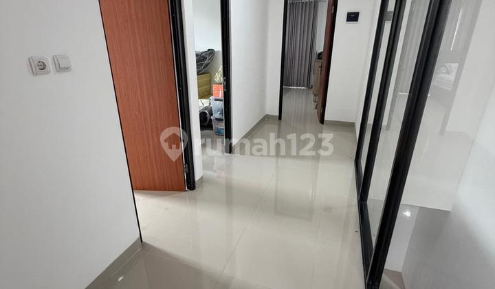 Rumah Furnish 4+1 KT Tinggal Bawa Koper di Melati Mas LT 90 LB 130 Hanya Rp 1,7M- Siap Huni
