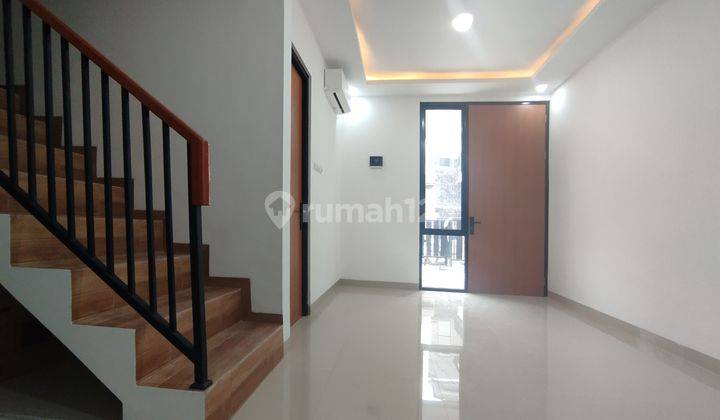 Rumah dirancang konsep Moden open space 3KT dan 3 KM siap huni langsung di grecap 1